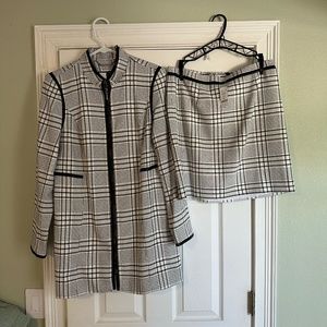 White House Black Market Jacket and Skirt 2 piece- White + black, Size 8